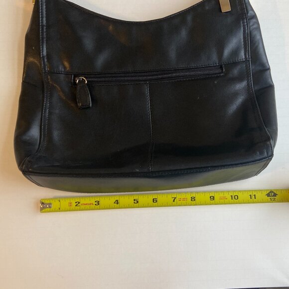 COLETTA Black Leather Shoulder Bag With Gold Hardware - Picture 11 of 12